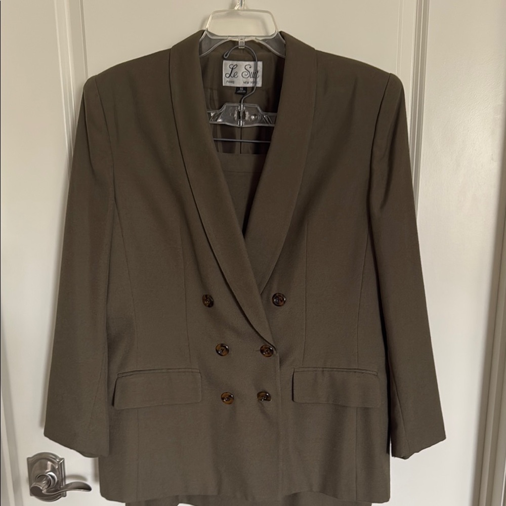 Le Suit Olive Green Blazer